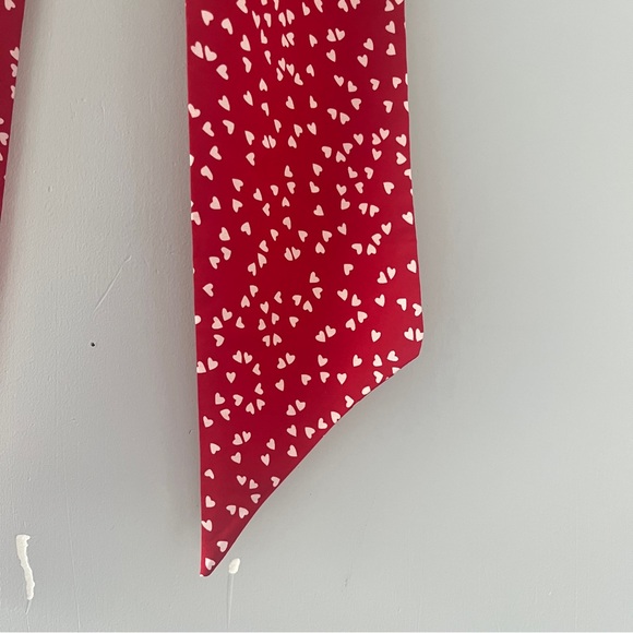 Long Thin Red White Heart Print Scarf Colorful Bag Tie Valentines Day Romantic - Picture 4 of 5